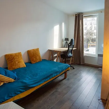 Four Bedroom Parisian Haven * Paris
