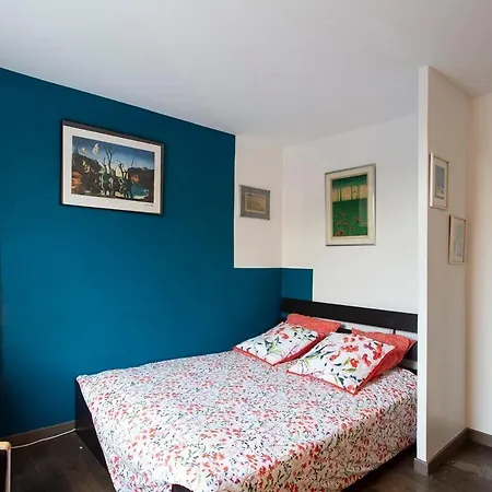 Four Bedroom Parisian Haven Apartment *